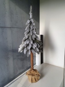 OŚNIEŻONA CHOINKA NA PNIU ok. 150-160 CM 